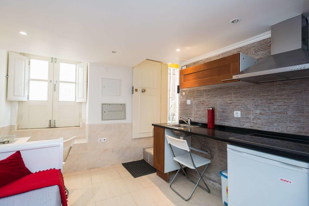 Low Cost - Historic City Center Rc Appartement Lissabon Buitenkant foto